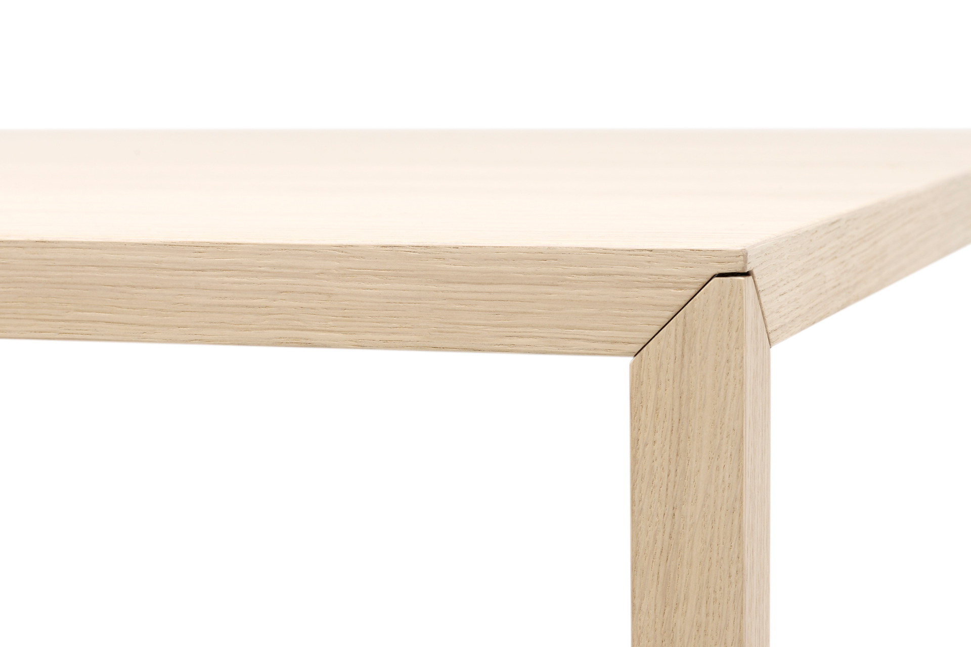 Thin store high table